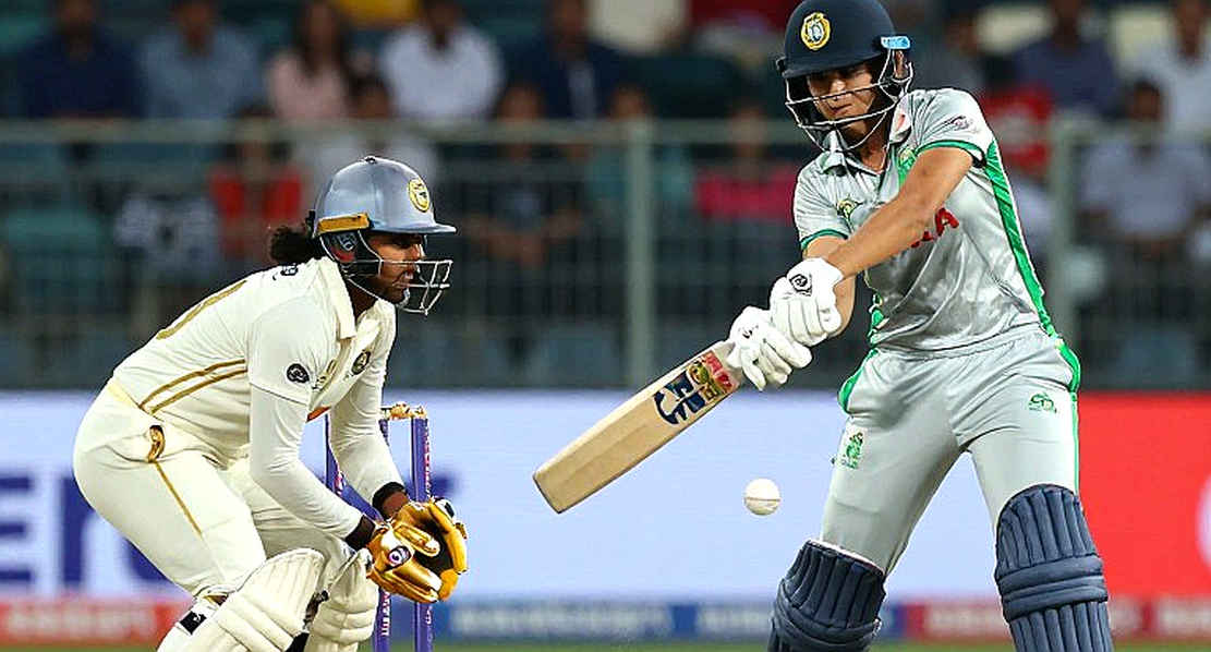 Cape Town's First Session: 140/0, a 'World Record' With No Citation, and the Cummins Call Still Awaiting Its Verdict