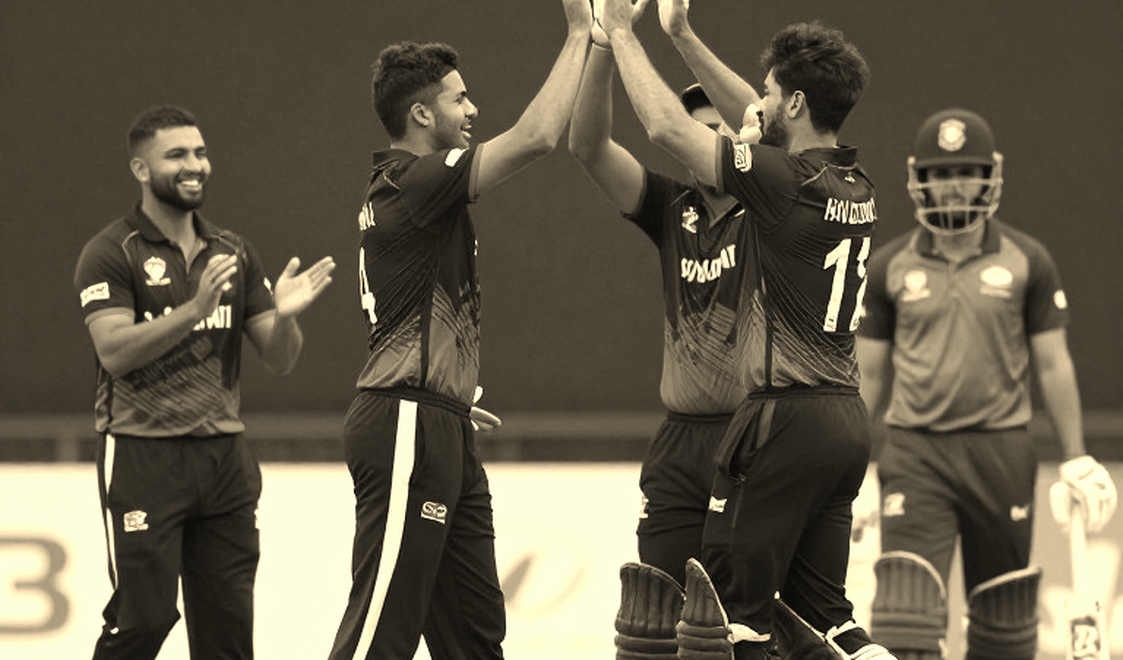 Four Past Forty, None Past Eighty: The Conversion Bill Behind Mitchell Starc's 6/72